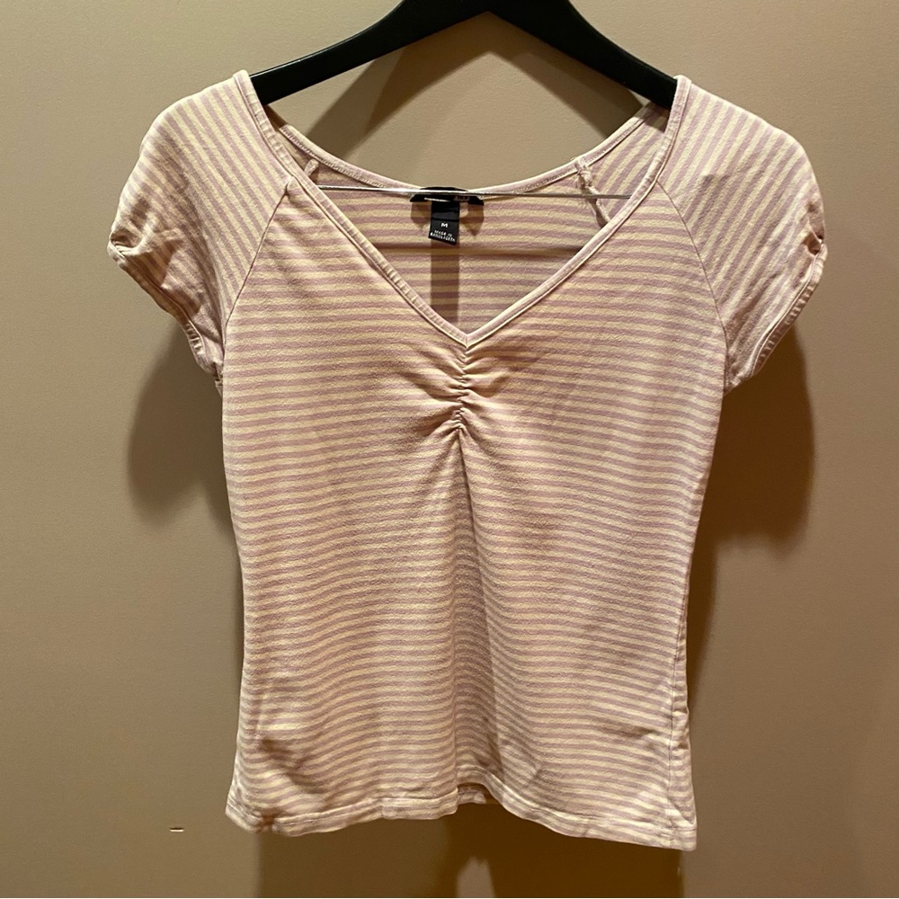 🌟Short sleeved H&M shirt size M